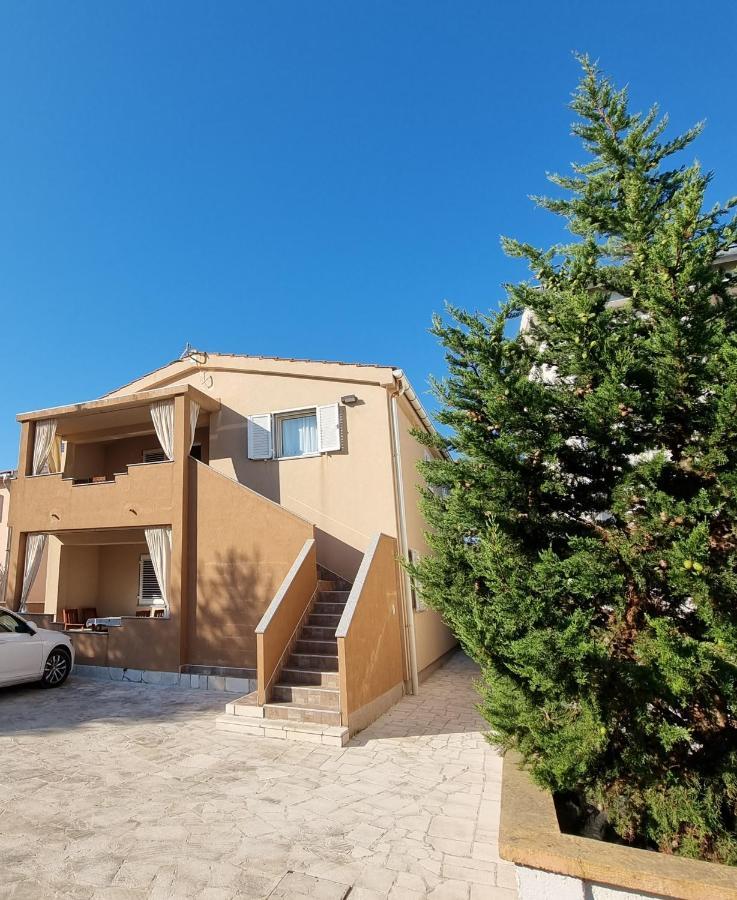 Apartments Bagic Vir Dış mekan fotoğraf